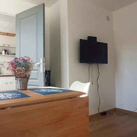 T2 Au 1er Etage Appartement
